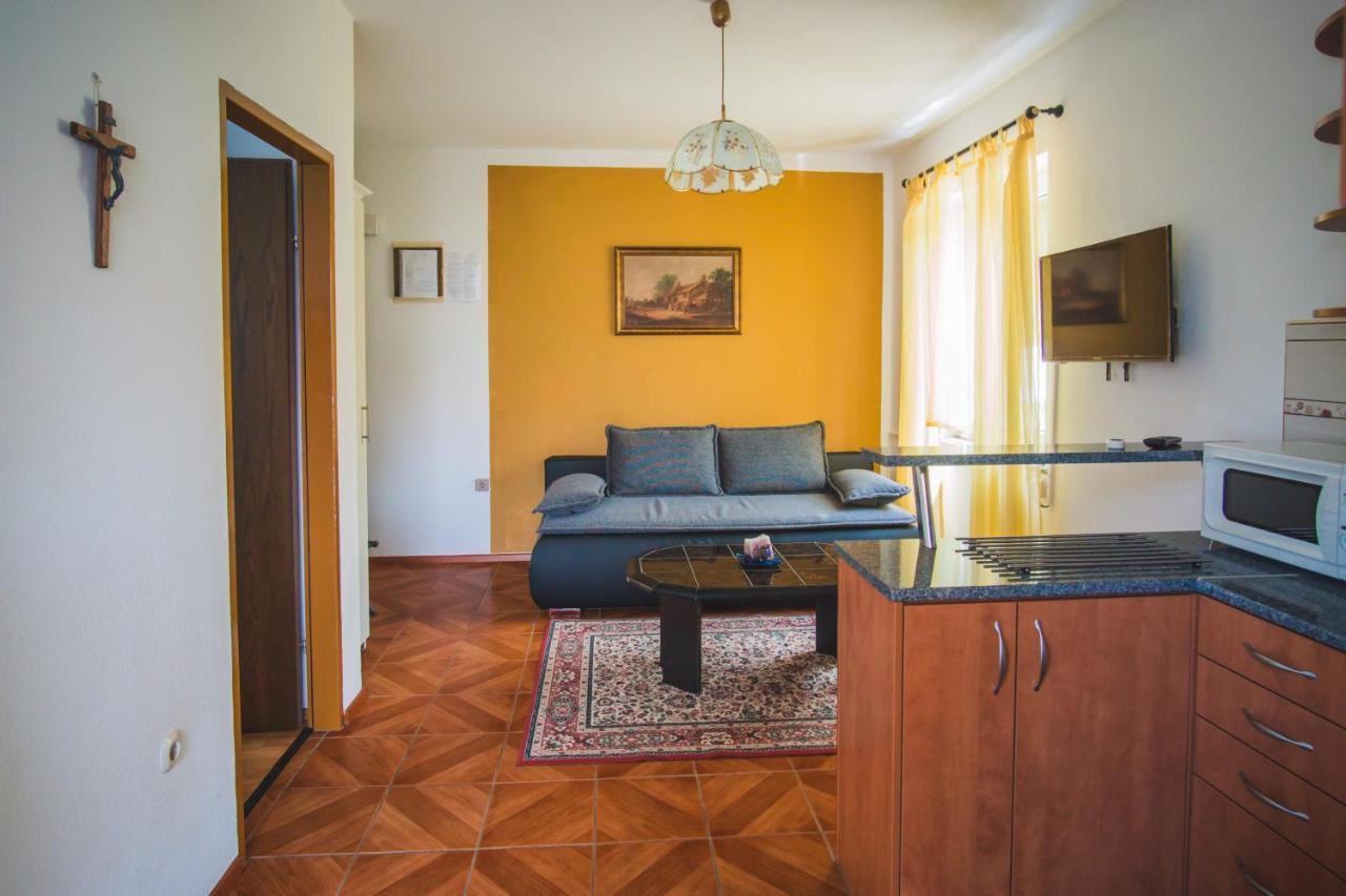 Apartmani Mili 马林斯卡 外观 照片