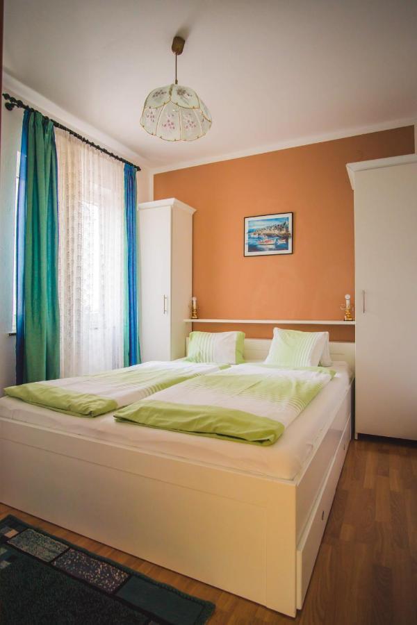 Apartmani Mili 马林斯卡 外观 照片